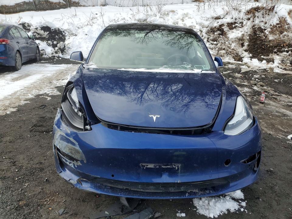 Photo 5 from auction – 2019 TESLA MODEL 3 with VIN 5YJ3E1EB3KF237763