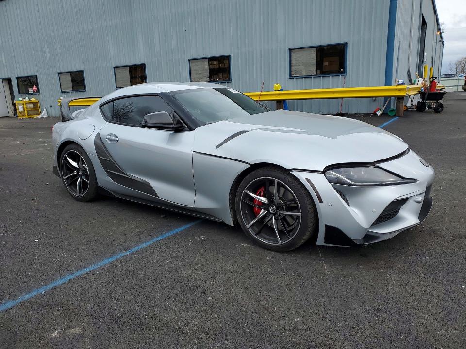Photo 4 from auction – 2021 TOYOTA SUPRA with VIN WZ1DB0C01MW038896