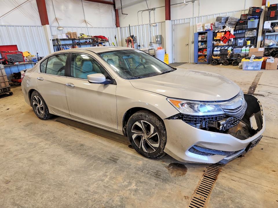 Photo 4 from auction – 2017 HONDA ACCORD LX with VIN 1HGCR2F32HA060188