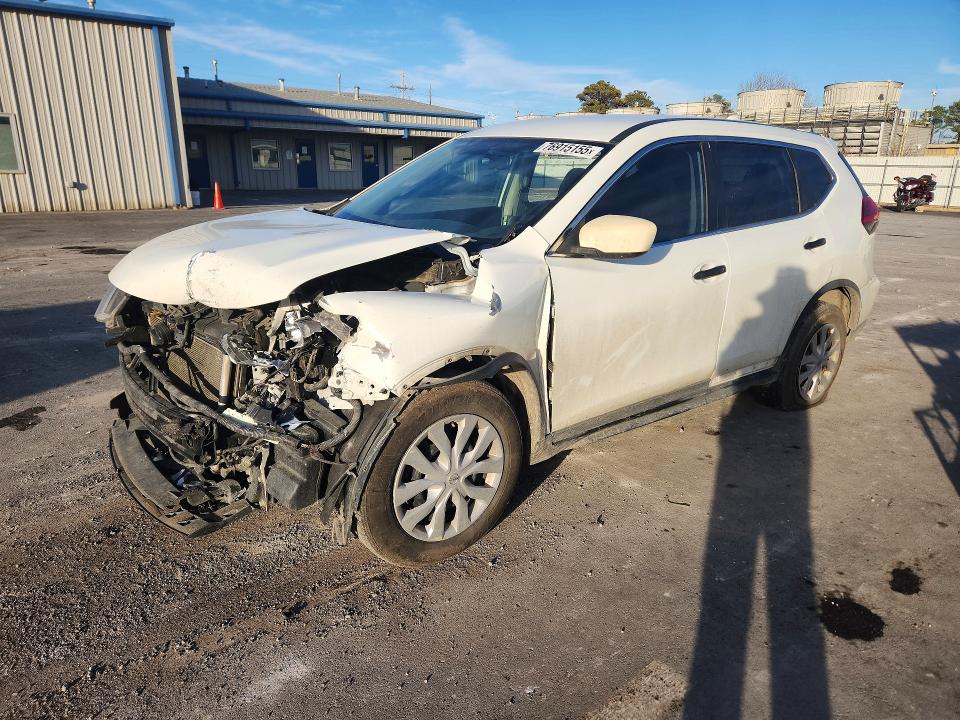 NISSAN ROGUE 2017 with VIN KNMAT2MT7HP562976 - Photo from auction