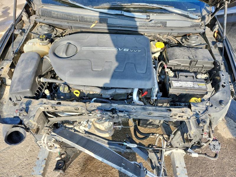 Photo 11 from auction – 2015 CHRYSLER 200 S with VIN 1C3CCCBG5FN516709