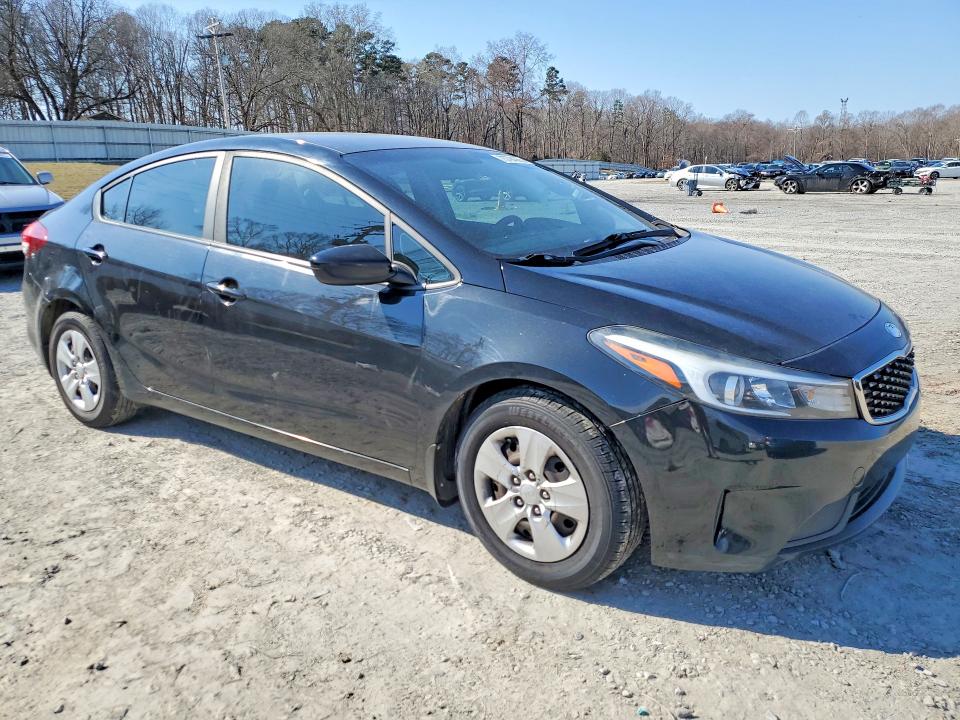 Photo 4 from auction – 2018 KIA FORTE with VIN 3KPFK4A71JE266787