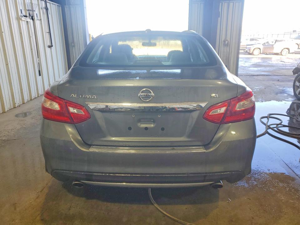 Photo 6 from auction – 2017 NISSAN ALTIMA 2.5 with VIN 1N4AL3AP0HC235023