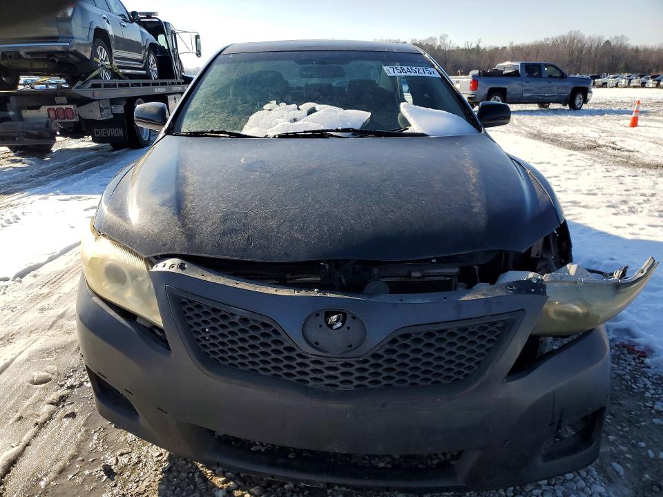 Zdjęcie 5 z aukcji – 2011 TOYOTA CAMRY z VIN 4T1BF3EK0BU162706