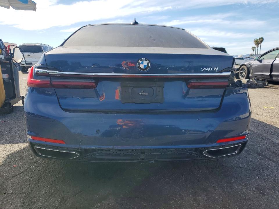 Photo 6 from auction – 2022 BMW 740 with VIN WBA7T2C06NCH58234