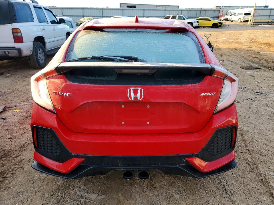 Photo 6 from auction – 2017 HONDA CIVIC SPOR with VIN SHHFK7H45HU427657