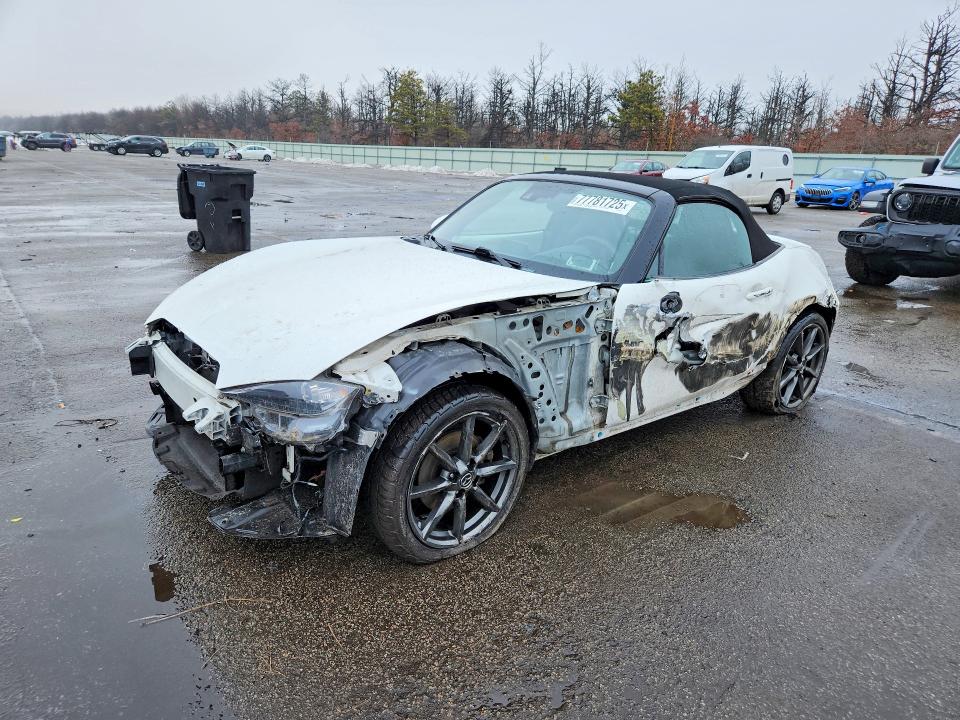 MAZDA MX-5 MIATA 2016 with VIN JM1NDAD73G0118562 - Photo from auction