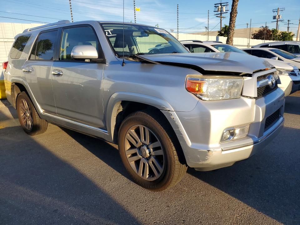 Фото 4 с аукциона – 2013 TOYOTA 4RUNNER с VIN JTEBU5JR6D5148973