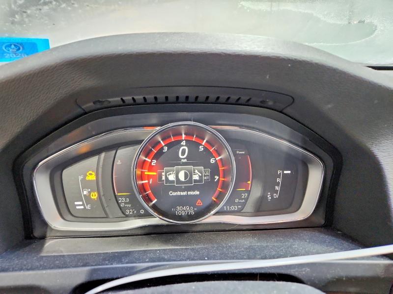 Photo 9 from auction – 2016 VOLVO V60 CROSS with VIN YV4612HK4G1003185