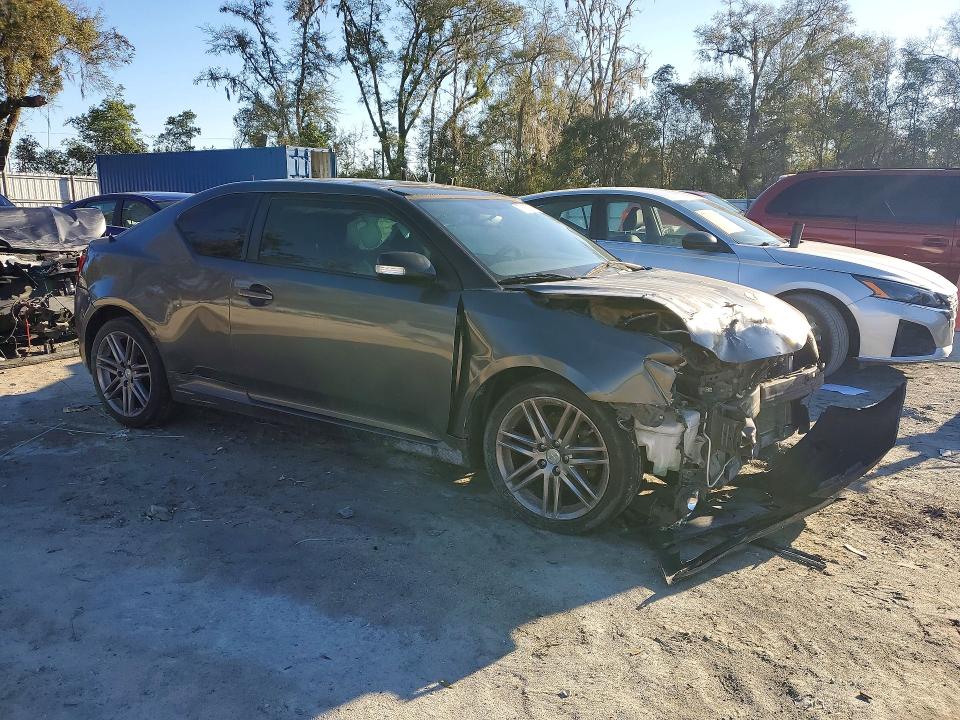 Photo 4 from auction – 2011 TOYOTA SCION TC with VIN JTKJF5C78B3015557