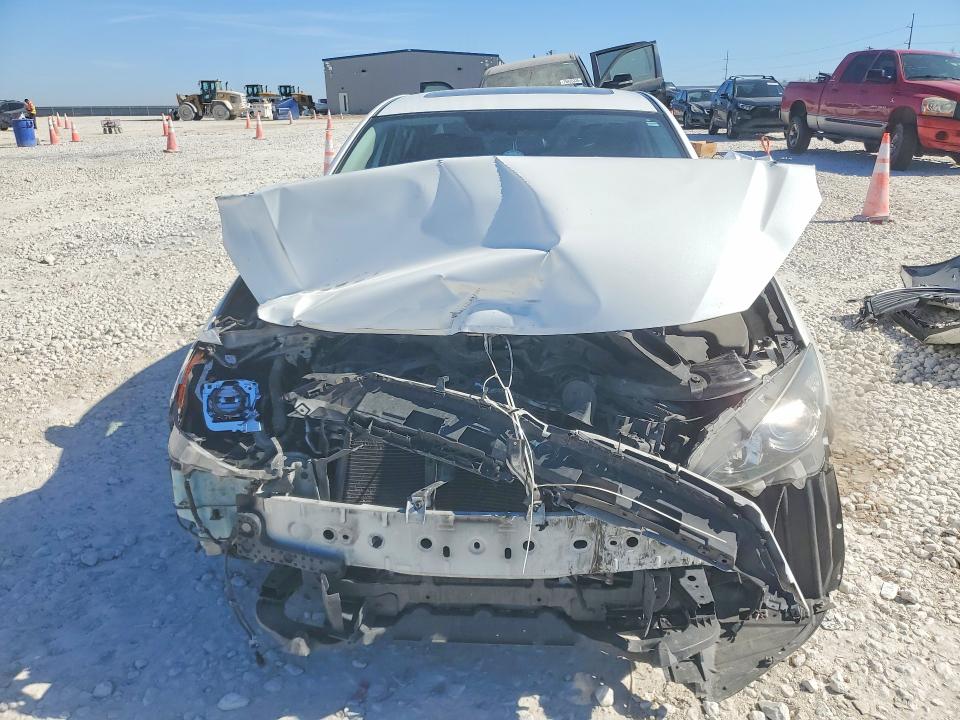 Photo 5 from auction – 2016 MAZDA 3 with VIN 3MZBM1V75GM274873
