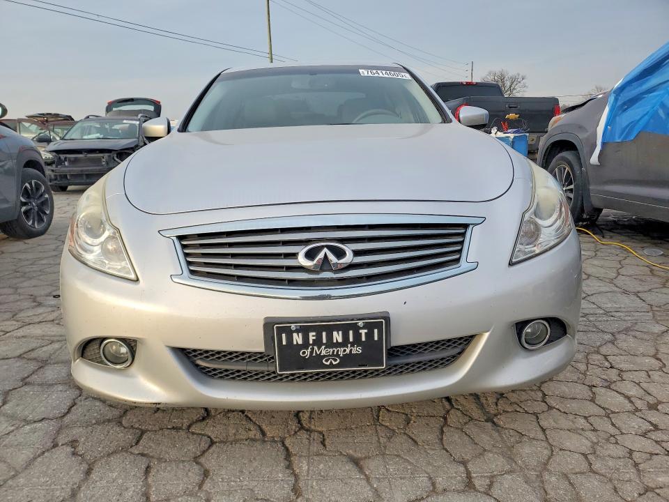 Photo 5 from auction – 2015 INFINITI Q40 with VIN JN1CV6AP7FM501436