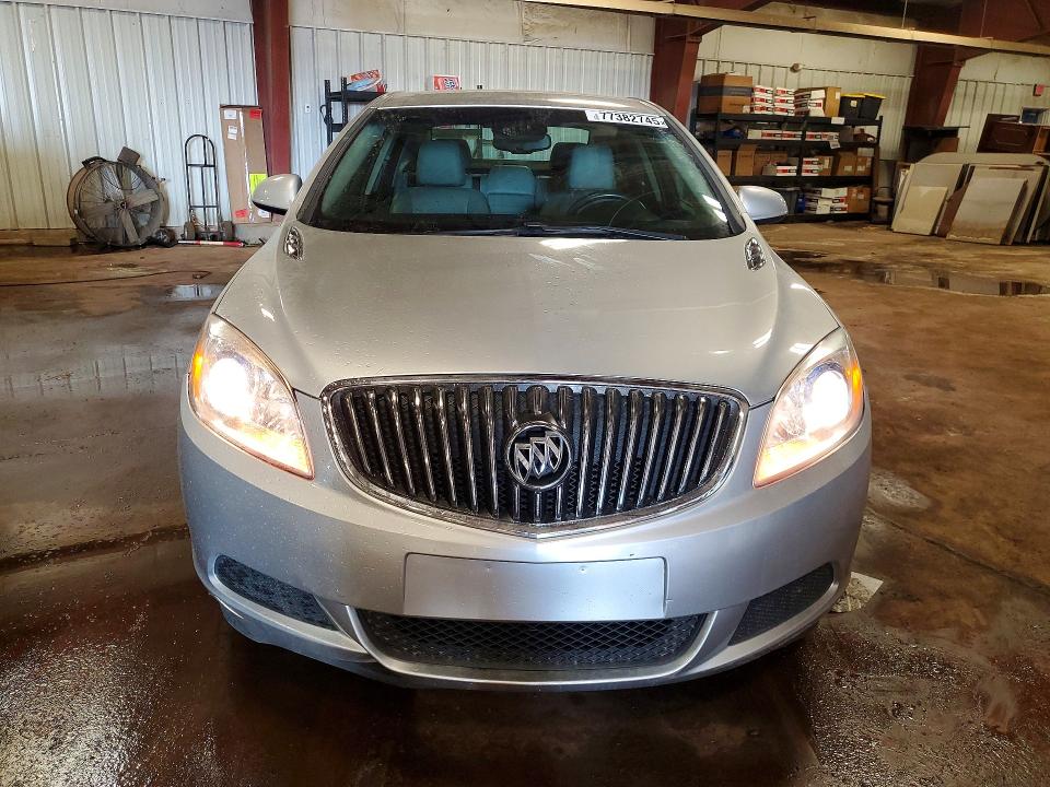 Foto 5 de la subasta – 2015 BUICK VERANO con VIN 1G4PP5SK8F4141062