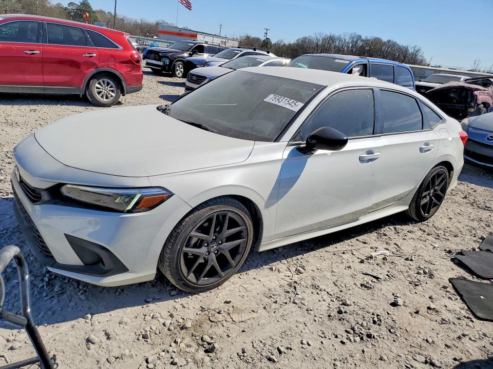HONDA CIVIC 2024 with VIN 2HGFE2F50RH561108 - Photo from auction