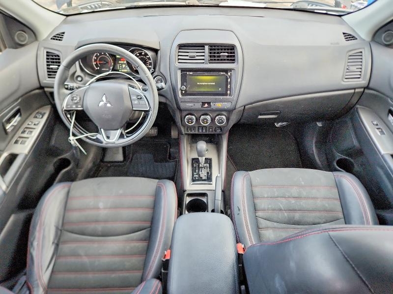 Photo 8 from auction – 2018 MITSUBISHI OUTLANDER with VIN JA4AR3AW8JU018846