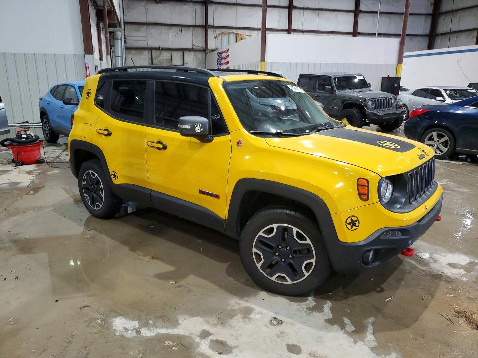 صورة رقم 4 من المزاد - 2016 JEEP RENEGADE مع VIN ZACCJBCT3GPD39092