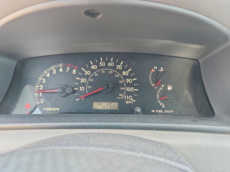 Photo 9 from auction – 2005 TOYOTA COROLLA with VIN 2T1BR32E55C388218