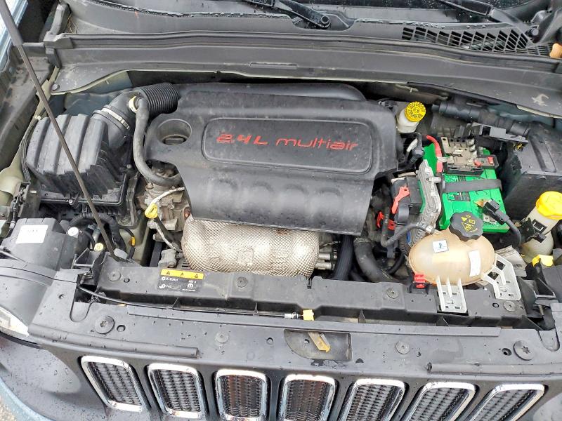 Photo 12 from auction – 2017 JEEP RENEGADE with VIN ZACCJBBB1HPE81659