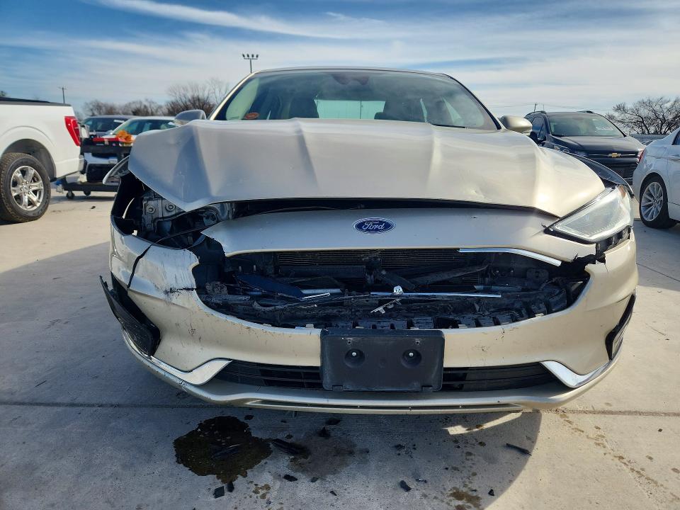 Photo 5 from auction – 2019 FORD FUSION with VIN 3FA6P0CD7KR224654