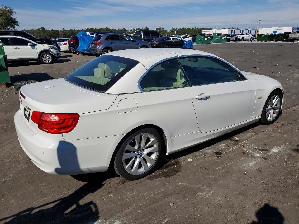 Photo 3 from auction – 2012 BMW 328 I with VIN WBADW3C58CE822932