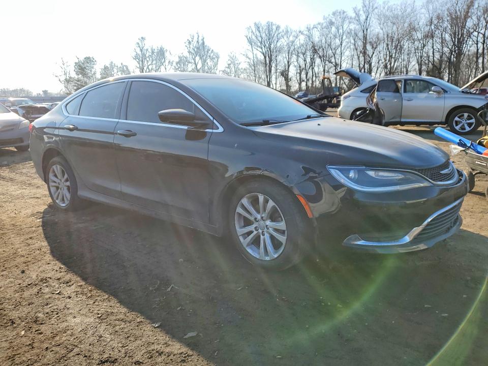 Photo 4 from auction – 2015 CHRYSLER 200 with VIN 1C3CCCAB5FN653770