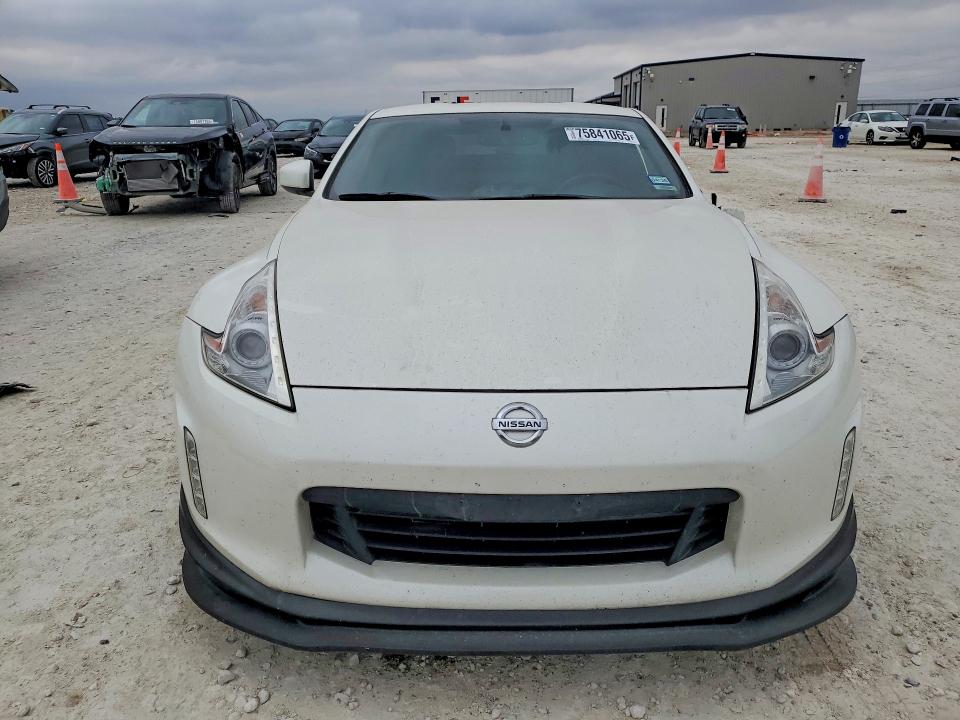 Photo 5 from auction – 2015 NISS 370Z with VIN JN1AZ4EH8FM443243