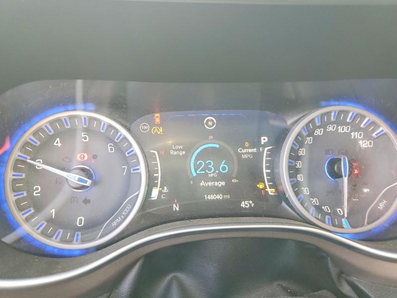 Photo 9 from auction – 2018 CHRYSLER PACIFICA with VIN 2C4RC1EG6JR286888