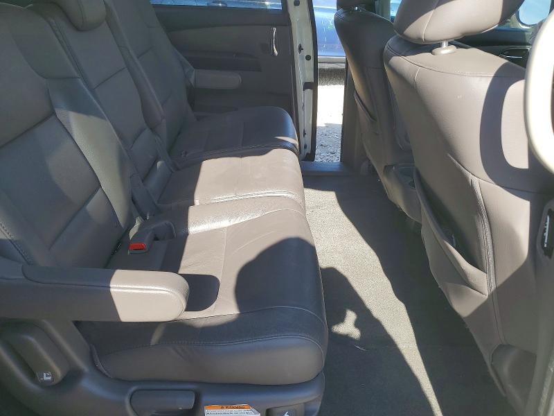 Photo 11 from auction – 2016 HONDA ODYSSEY with VIN 5FNRL5H64GB169373