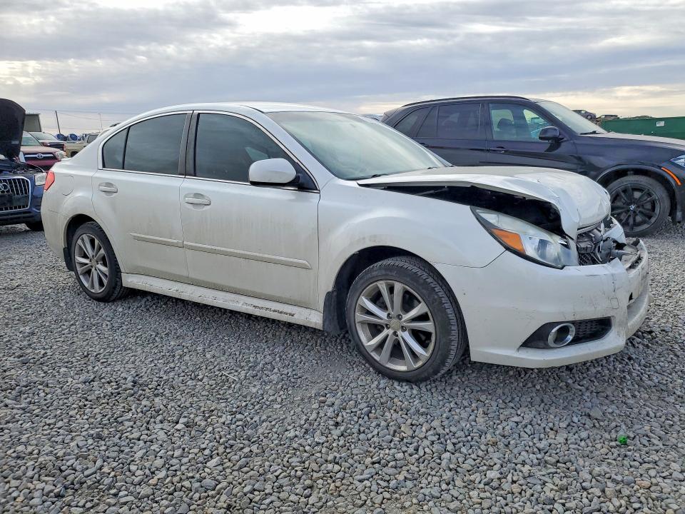 Photo 4 from auction – 2014 SUBARU LEGACY 2.5 with VIN 4S3BMCC65E3005425