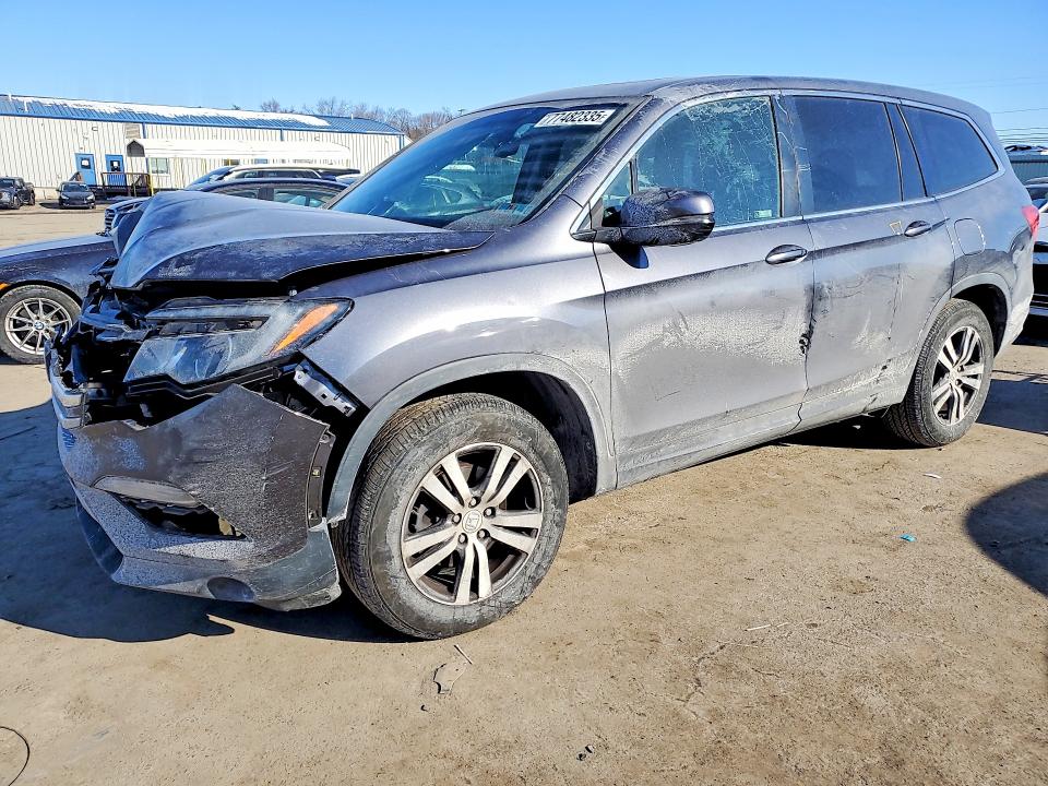HONDA PILOT EXL 2017 with VIN 5FNYF6H59HB100583 - Photo from auction