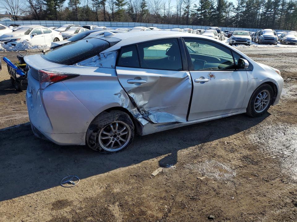 Photo 3 from auction – 2018 TOYOTA PRIUS with VIN JTDKBRFU1J3591893