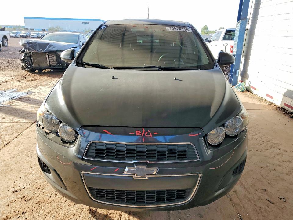 Photo 5 from auction – 2014 CHEVROLET SONIC LT with VIN 1G1JC5SH0E4190385