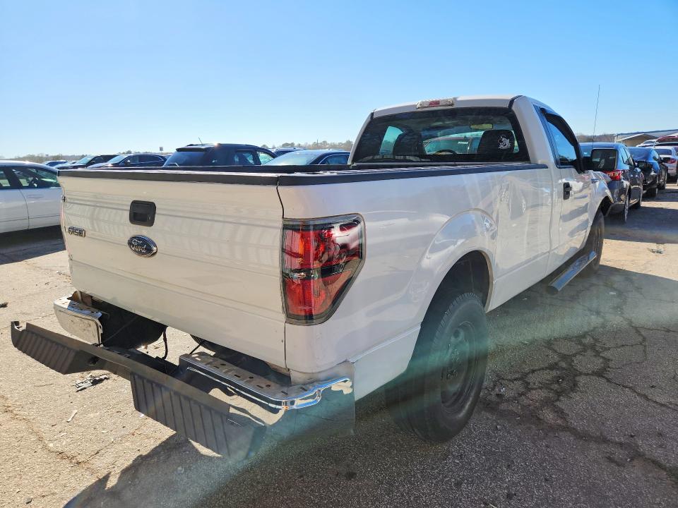 Photo 3 from auction – 2010 FORD F150 with VIN 1FTMF1CW1AKB23883