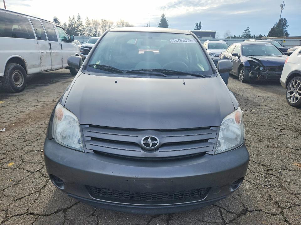 Photo 5 from auction – 2005 TOYOTA SCION XA with VIN JTKKT624050122263