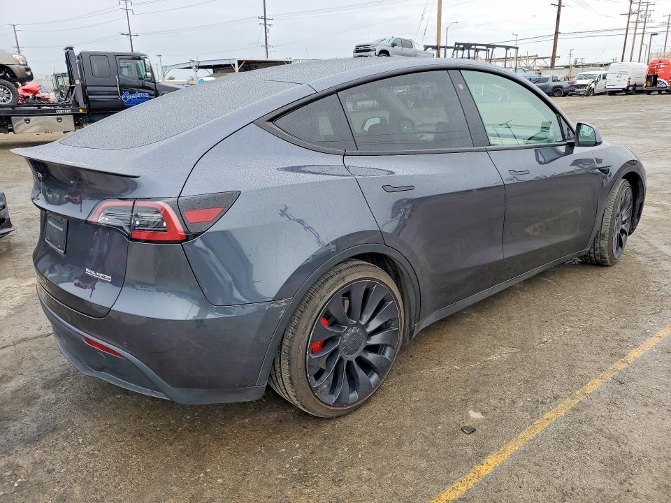 Photo 3 from auction – 2022 TESLA MODEL Y with VIN 7SAYGDEF4NF406507