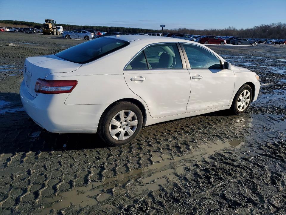 Photo 3 from auction – 2011 TOYOTA CAMRY BASE with VIN 4T1BF3EKXBU686185