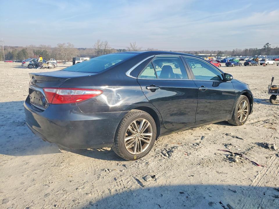 Photo 3 from auction – 2015 TOYOTA CAMRY LE with VIN 4T1BF1FK5FU042893