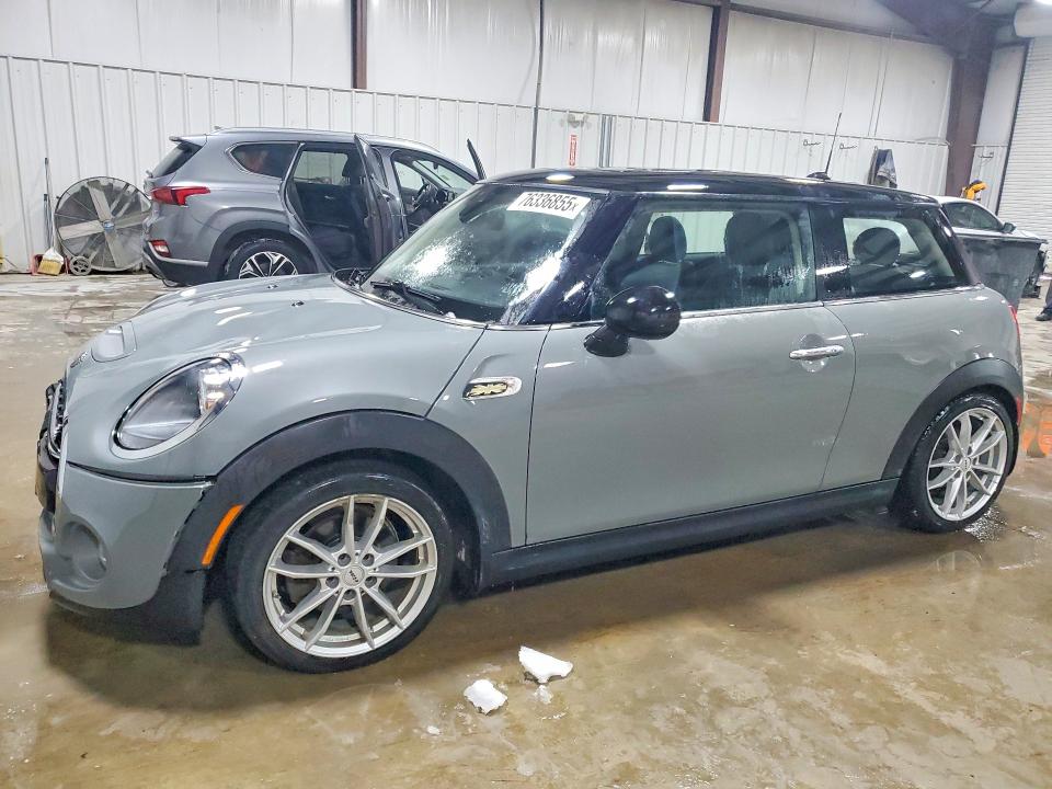 MINI COOPER S 2019 with VIN WMWXP7C51K2A53873 - Photo from auction