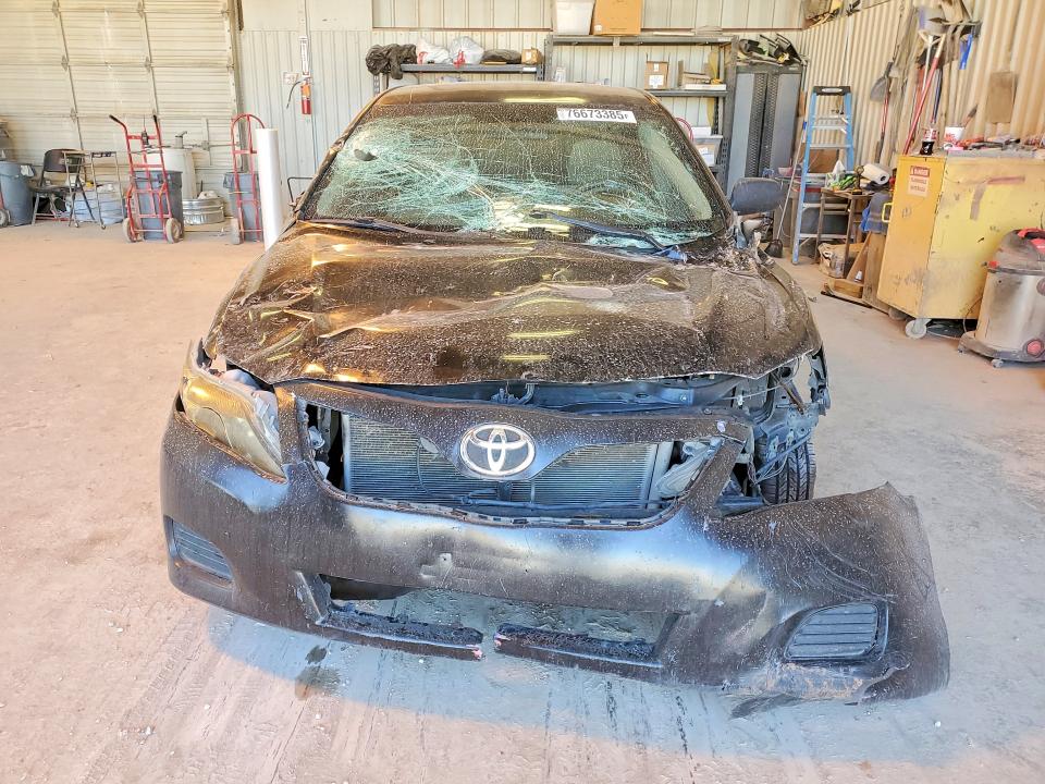 Photo 5 from auction – 2011 TOYOTA CAMRY with VIN 4T1BF3EK7BU770688