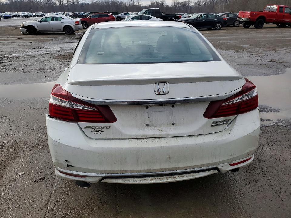 Photo 6 from auction – 2017 HONDA ACCORD with VIN 1HGCR2F10HA151846