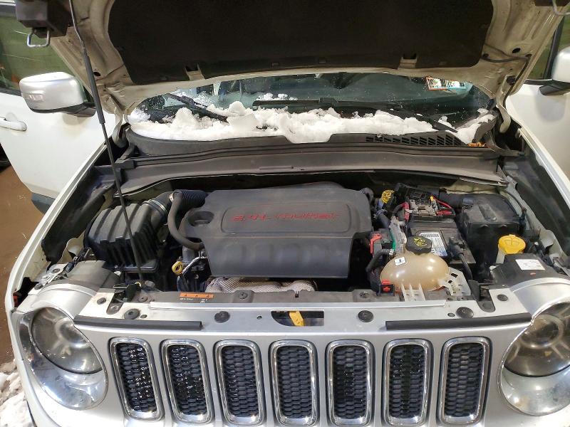 Photo 12 from auction – 2016 JEEP RENEGADE with VIN ZACCJBDT8GPE27697