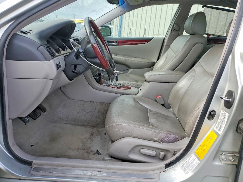 Photo 7 from auction – 2003 LEXUS ES with VIN JTHBF30GX30117285