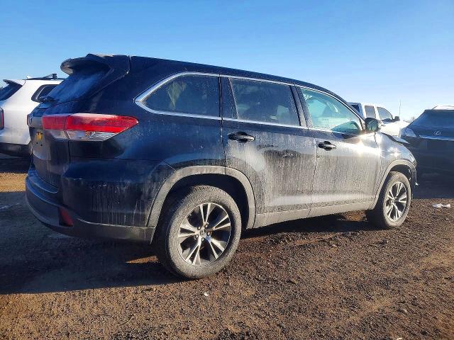 Photo 3 from auction – 2019 TOYOTA HIGHLANDER with VIN 5TDZZRFHXKS319999