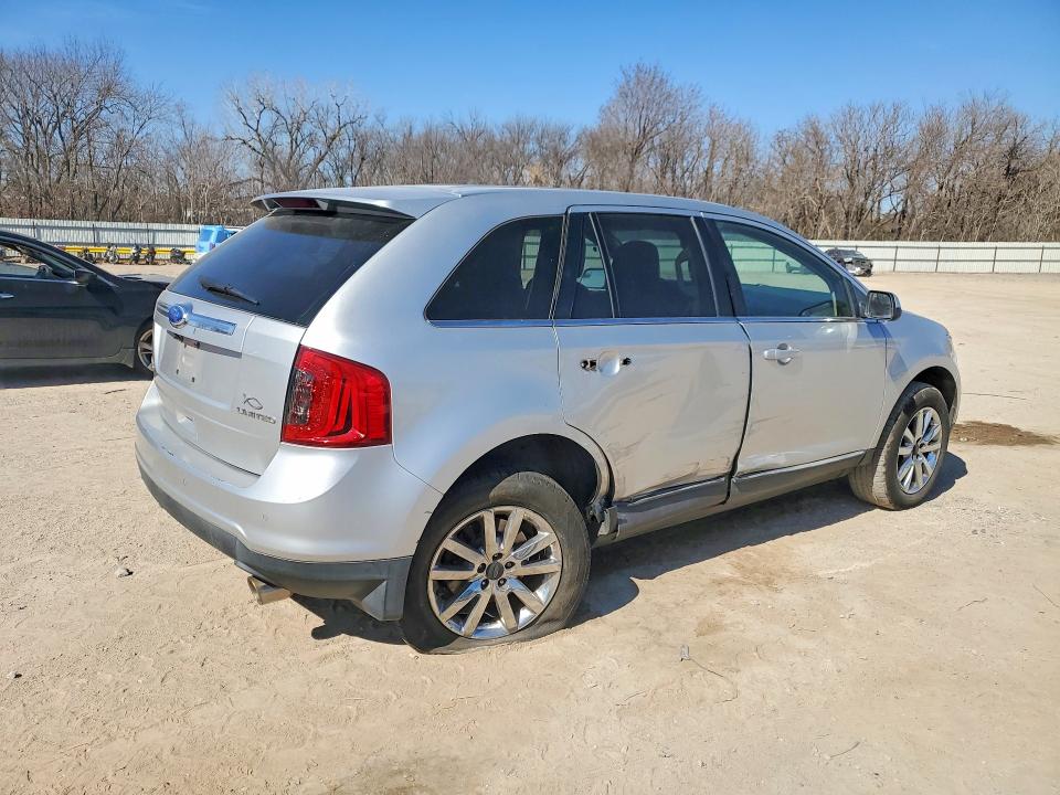 Photo 3 from auction – 2011 FORD EDGE with VIN 2FMDK3KC2BBB18620