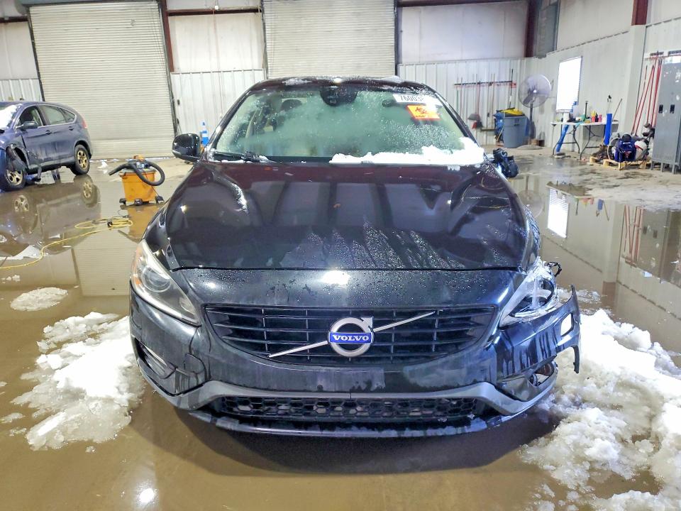 Photo 5 from auction – 2017 VOLVO S60 DYNAMI with VIN YV140MTL4H2420837
