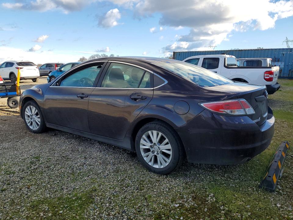 Photo 2 from auction – 2010 MAZDA 6 with VIN 1YVHZ8CH6A5M55006