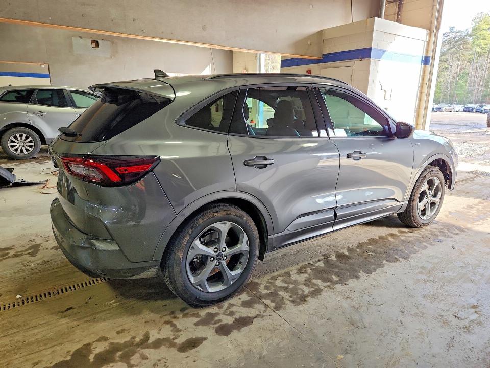 Photo 3 from auction – 2024 FORD ESCAPE with VIN 1FMCU0MN7RUA60916