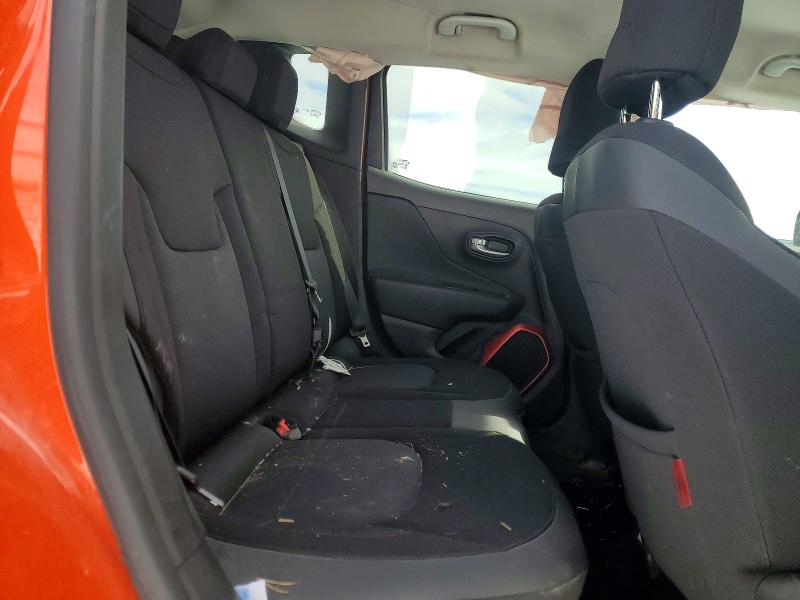 Photo 11 from auction – 2015 JEEP RENEGADE with VIN ZACCJBCT2FPB22471