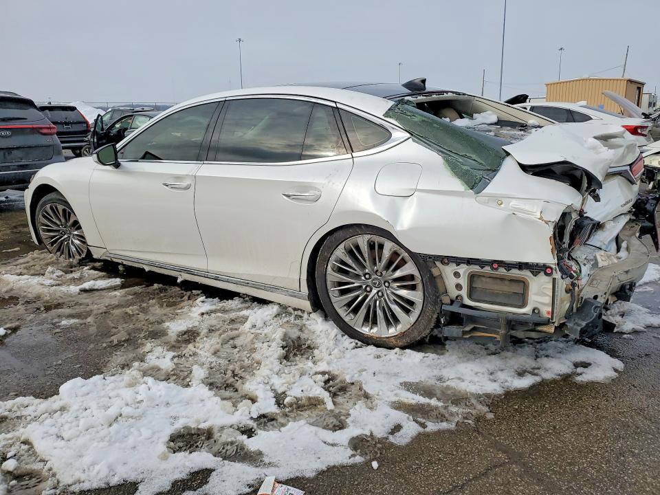Photo 2 from auction – 2019 LEXUS LS 500 BAS with VIN JTHC51FF8K5005886