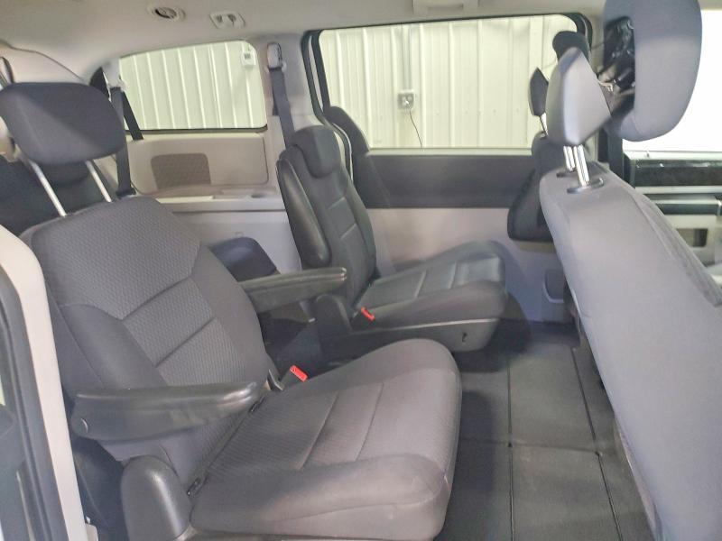 Photo 11 from auction – 2010 DODGE GRAND CARAVAN with VIN 2D4RN5D15AR314620